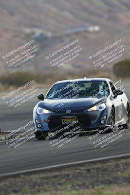 media/Mar-13-2022-Extreme Speed (Sun) [[a57caffb82]]/2-gold/session 1 skidpad/